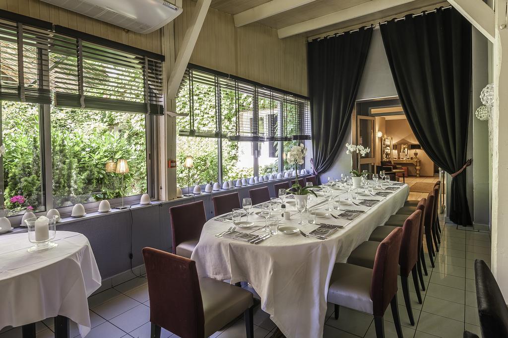 Logis Hotel - Restaurant Le Relais De Comodoliac サン・ジュニアン エクステリア 写真