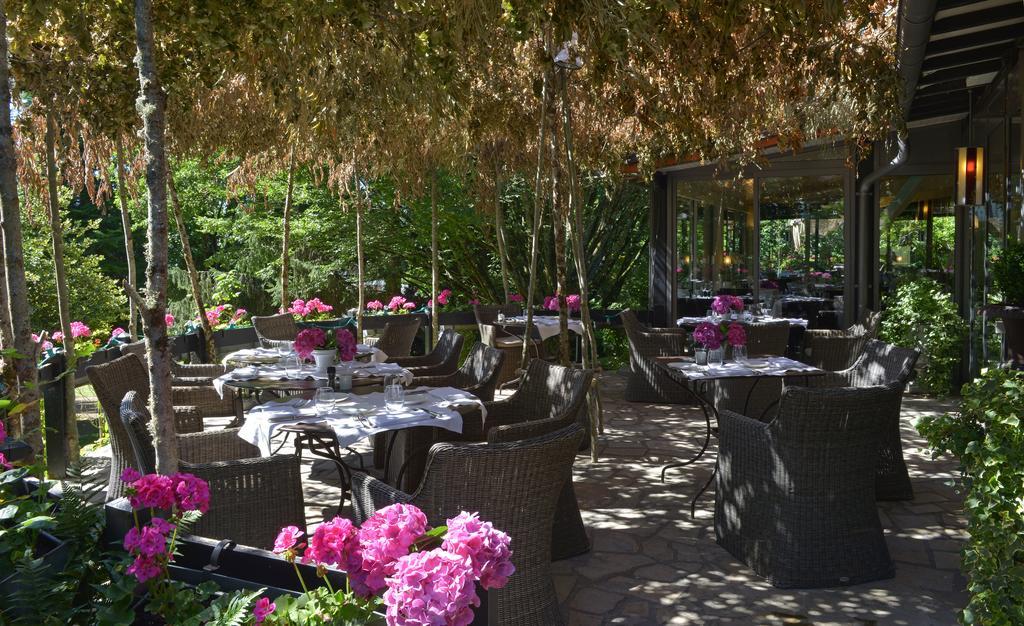 Logis Hotel - Restaurant Le Relais De Comodoliac サン・ジュニアン エクステリア 写真
