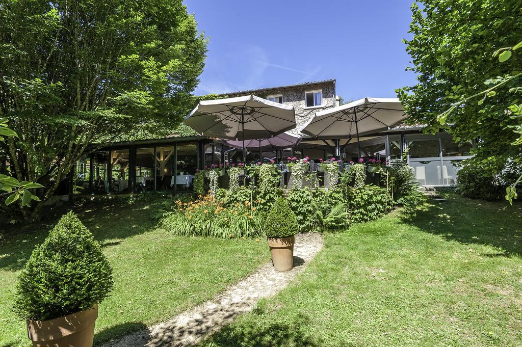 Logis Hotel - Restaurant Le Relais De Comodoliac サン・ジュニアン エクステリア 写真